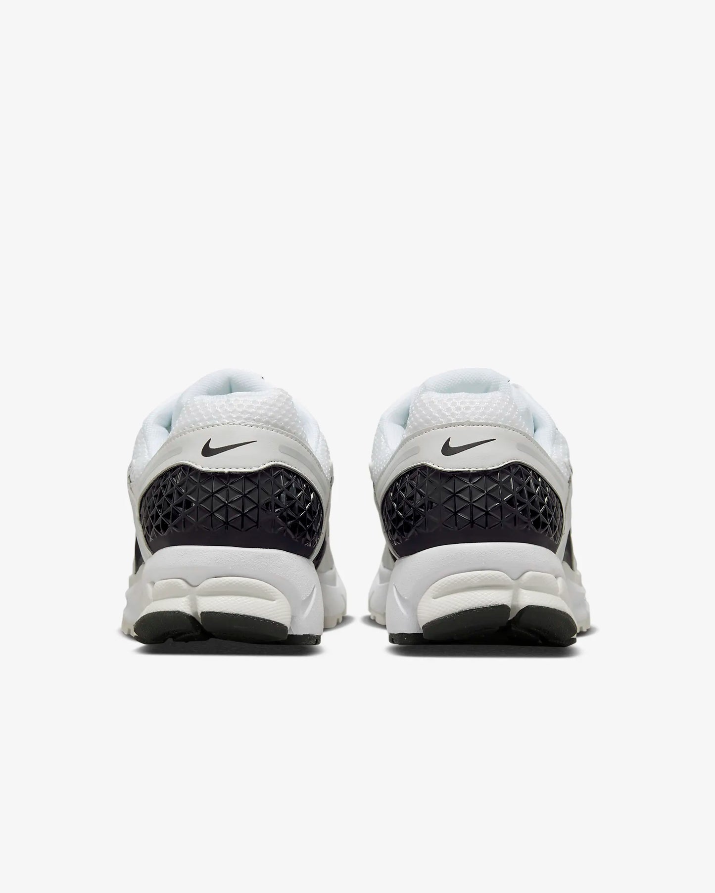 Nike Zoom Vomero 5 White Black Panda